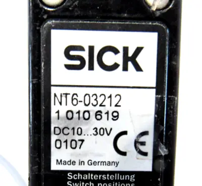 NEW SICK NT6-03212 PHOTOELECTRIC SENSOR NT603212