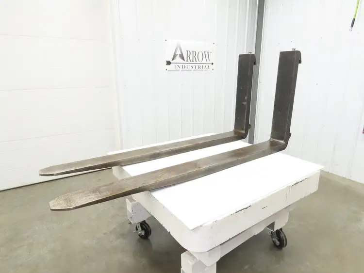 Used CASCADE _UNKNOWN_ Forklift Attachments Indiana US | Arrow Industrial #799179