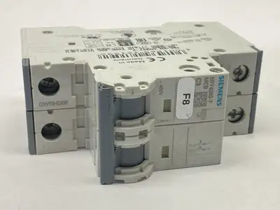 5SY4203-7 | Siemens  MCB C3 Circuit Breaker 2-Pole 3A 400V - Used