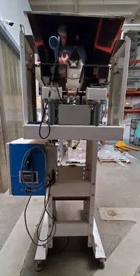 USED 2000 Leepak SY-2P-2
