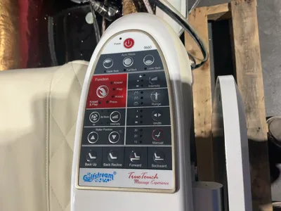 Used GULFSTREAM 9660-5 PEDICURE MASSAGE CHAIR Salon & Spa (Misc) Michigan US | Miedema Asset Management Group #1455019