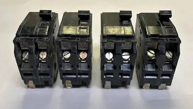 Used SQUARE D QO230 Switchgears Ohio US | Surplus Asset Holdings #1185614