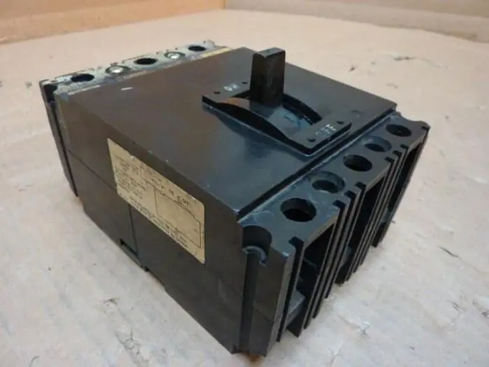 Used SQUARE D KF-513 (ISSUE) Circuit Breakers Michigan US | Ideal Machinery #599084