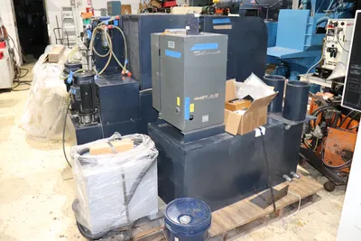 USED 2003 MAKINO SP64