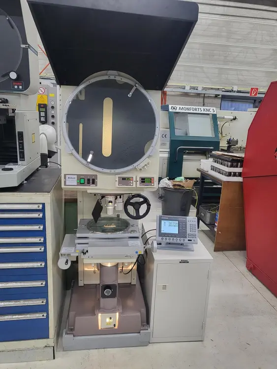 Used NIKON V-20 B Measuring Machines NL | Dies Moulds & Parts B.V. #200708