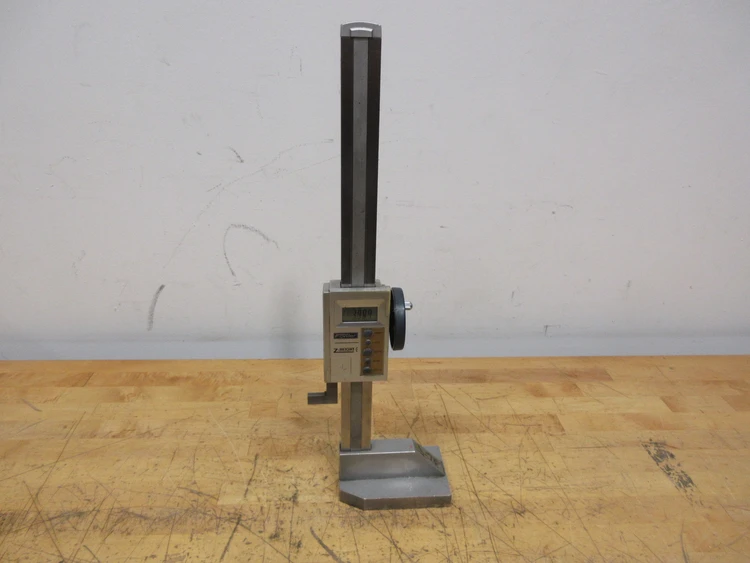 Used FOWLER Z-HEIGHT E 12" Height Gages Minnesota US | Machinesused.com #1548843