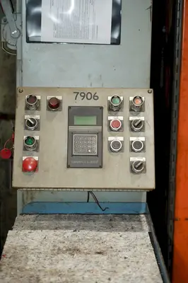 USED 1980 MINSTER E2-300-60-36