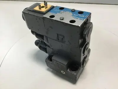 USED VICKERS DG4V-3-2AL-M-U-HL7-60