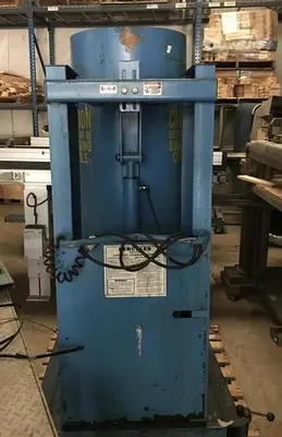 HERCULES HYDRAULIC DRUM DUMP MACHINE