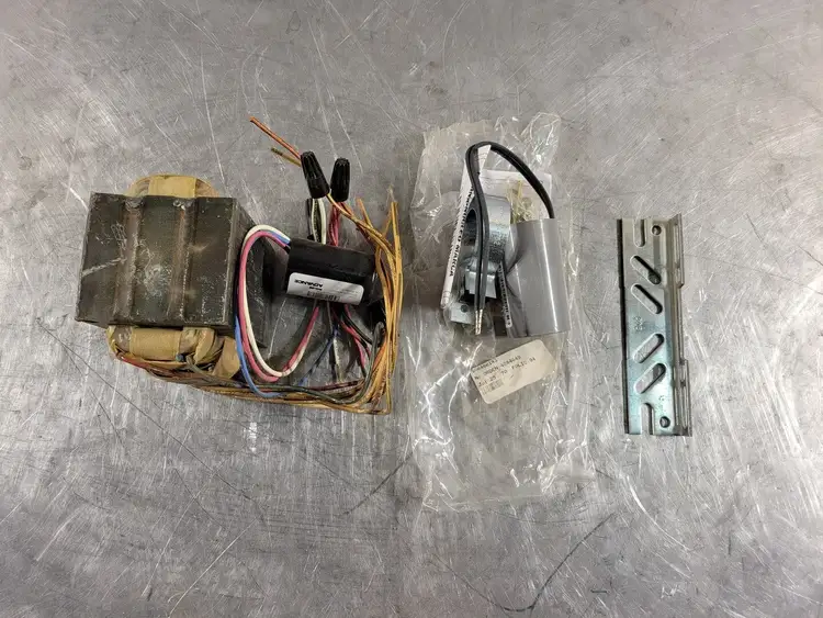 Used PHILIPS 71A8172-001D Misc Electrical & Power Parts British Columbia CA | Lenmark #247757