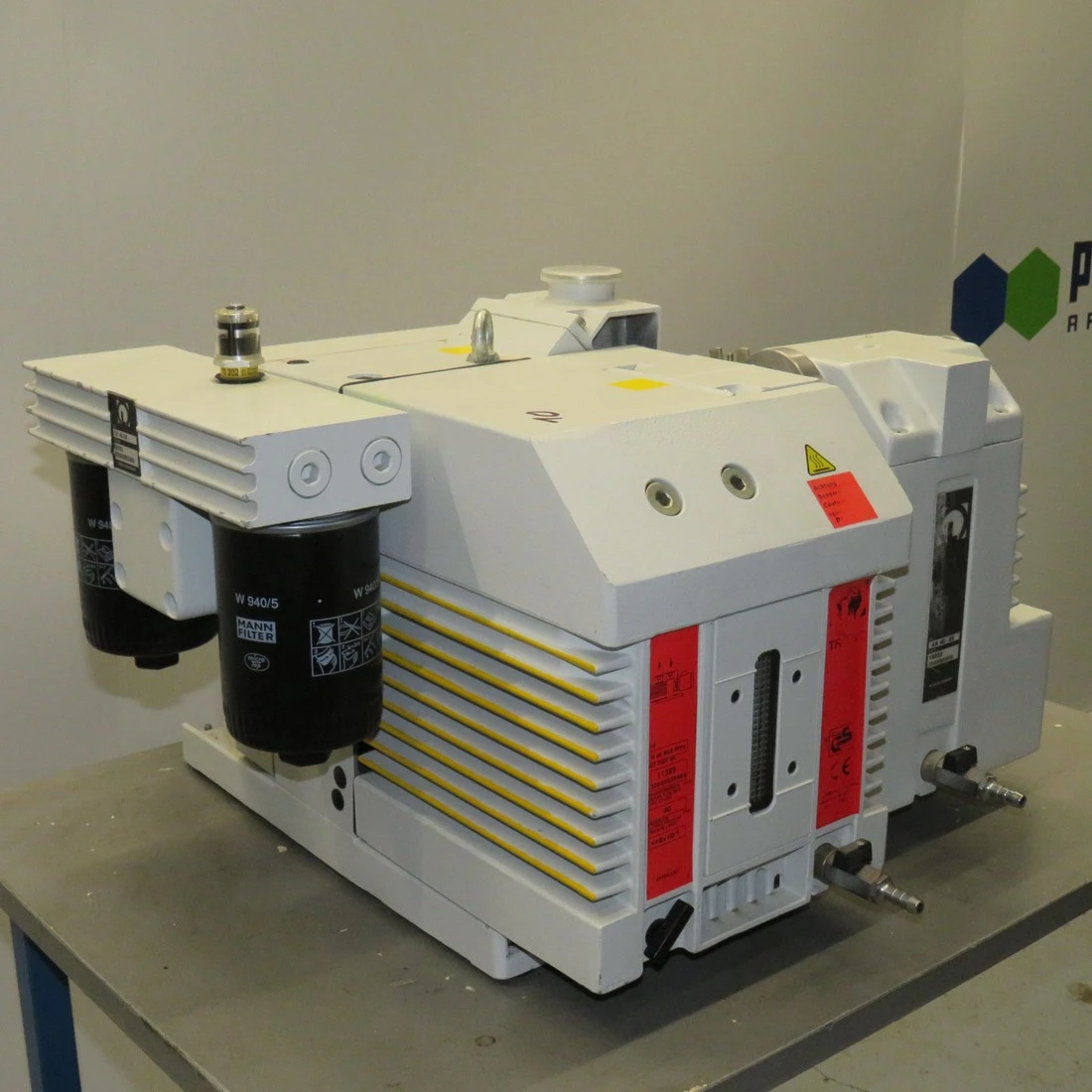 USED LEYBOLD OF 40-65