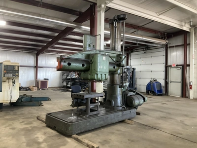 Used _UNKNOWN_ _UNKNOWN_ Radial Drills Michigan US | Miedema Asset Management Group #1324314