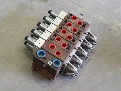 NEW SAUER DANFOSS PVHC 11061227
