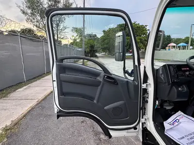 Used 2024 ISUZU NPR HD Box trucks Florida US | Truck and Van Outlet #1509131