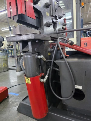 Used 1900 EDWARDS JAWS IV Ironworkers Illinois US | Revelation Machinery #1394753