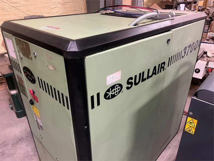 Used SULLAIR 3700 Rotary Screw & Sliding Vane Air Compressors New York US | MachineryMax #1498478