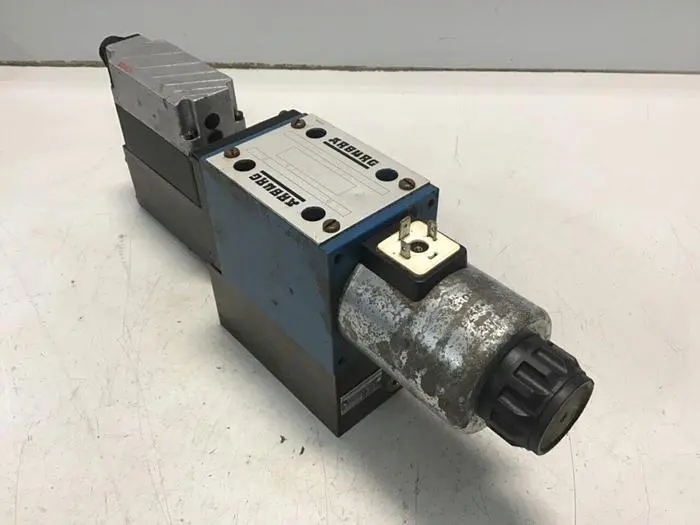 Used ARBURG 54WE10D32/CG24N9K4 SO301AR Valves/Fittings Michigan US | Ideal Machinery #695286