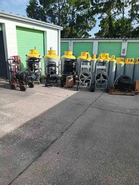 Used 1900 GENERIC REFRIGERANT RECOVERY EQUIPMENT Processing (misc) Illinois US | Revelation Machinery #404512