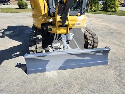 USED 2023 XCMG XE35U