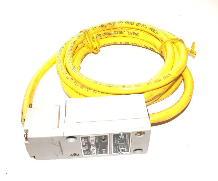 NEW ALLEN BRADLEY 802PR-LABR2-08 PROXIMITY SWITCH SER.C 802PRLABR208
