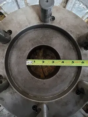 20IN SLOTTED LATHE FACE PLATE W/ 3.25IN THROUGH HOLE AND D1-11 CAMLOCK MOUNT