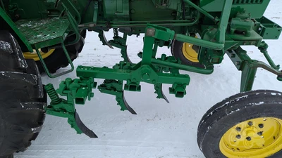 USED 1986 JOHN DEERE 900HC