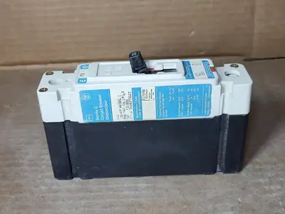 Used CUTLER-HAMMER FD1020 Switchgears British Columbia CA | Lenmark #1438570