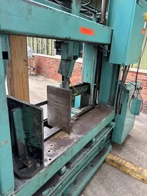 Used 1998 W.F. WELLS B-25-2 Horizontal Band Saws Illinois US | Myers Technology Co., LLC #11884