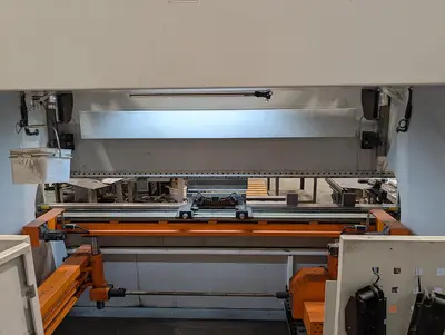 USED ERMAKSAN SB 3100-135