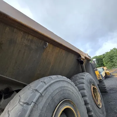 2006 KOMATSU HM400-1L Articulating Dump Trucks | Iron Listing (23)
