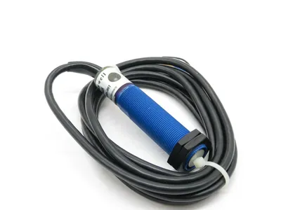 NEW HONEYWELL 945-F4Y-2D-001 ULTRASONIC SENSOR 945F4Y2D001