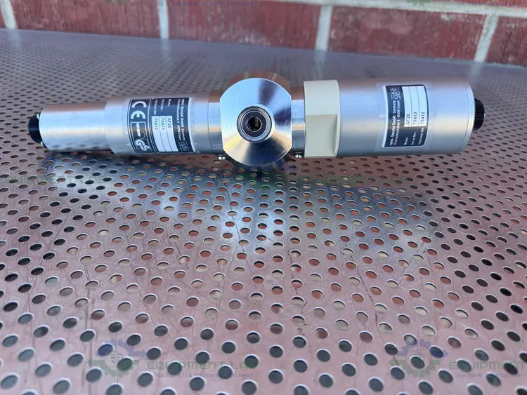 Used OPTEK AF46 DUAL WAVELENGTH UV ABSORPTION SENSOR W/ 1/2" SANITARY FITTING Sensors California US | Equipment Lab #485884