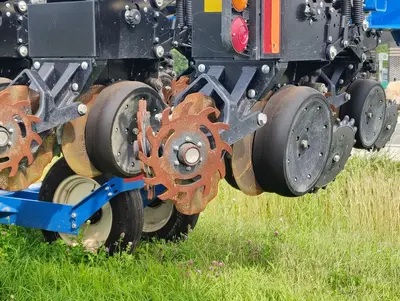 Used 2021 KINZE 3505 Planters Michigan US | Proxy Equipment #1426047