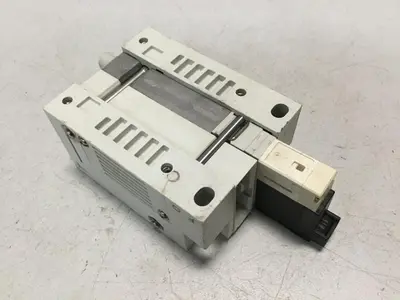 USED SMC VVQ1000-10A-4 / VQ1241-5LB-C6