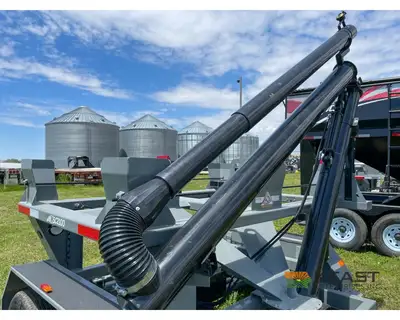 Used TRAVIS _UNKNOWN_ Seed Tenders Iowa US | Keast Enterprises #1360458
