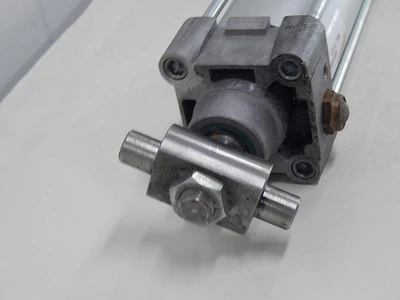 Used CAMOZZI _UNKNOWN_ Pneumatic Cylinders Texas US | OCO Industrial #1570572