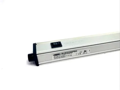 WLB32C850PBQ,87483 | Banner WLB32C850PBQ LED Workstation Light Bar 850mm Length, White LED, 87483 - Used