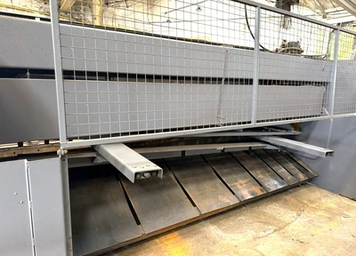 Used _UNKNOWN_ _UNKNOWN_ Power Squaring Shears (Gauge) GB | Zebra Worldwide Machinery #1344191