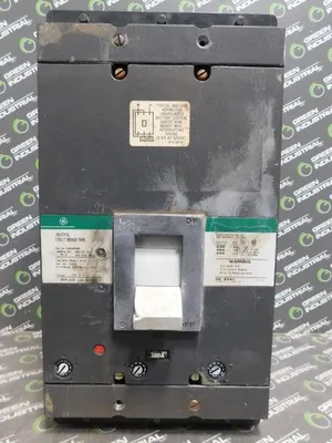 GE TKM836F000 Circuit Breaker 700A Trip 600V 800A Frame Very Worn See Pics Used