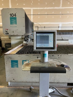 USED 2009 FLOW MACH 3