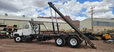 Used _UNKNOWN_ _UNKNOWN_ Hooklifts & Roll-Offs Utah US | CSS Equipment Sales #1347307