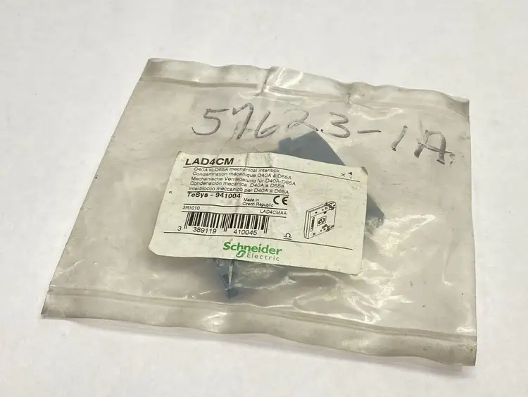 New | in-Stock SCHNEIDER ELECTRIC D65A Misc Industrial Equipment | Maverick Industrial Sales #1110846