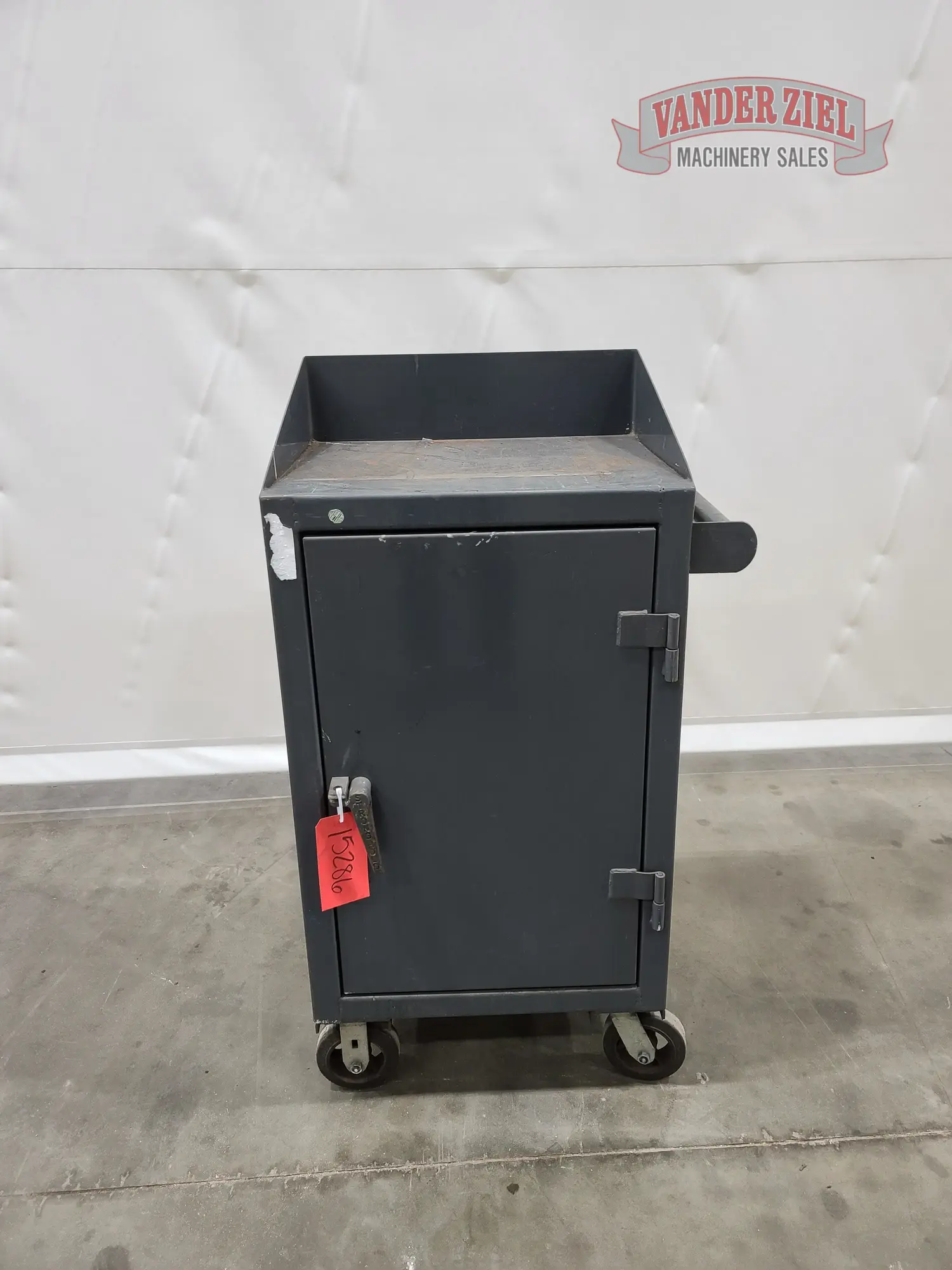 Stronghold 20″ x 24″ x 44″ Heavy Duty Rolling Tool Cabinet