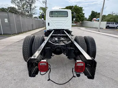 Used 2018 INTERNATIONAL DURASTAR 4300 Cab Chassis trucks Florida US | Truck and Van Outlet #1509142