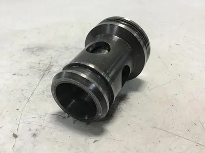 USED VICKERS 25-D20-10