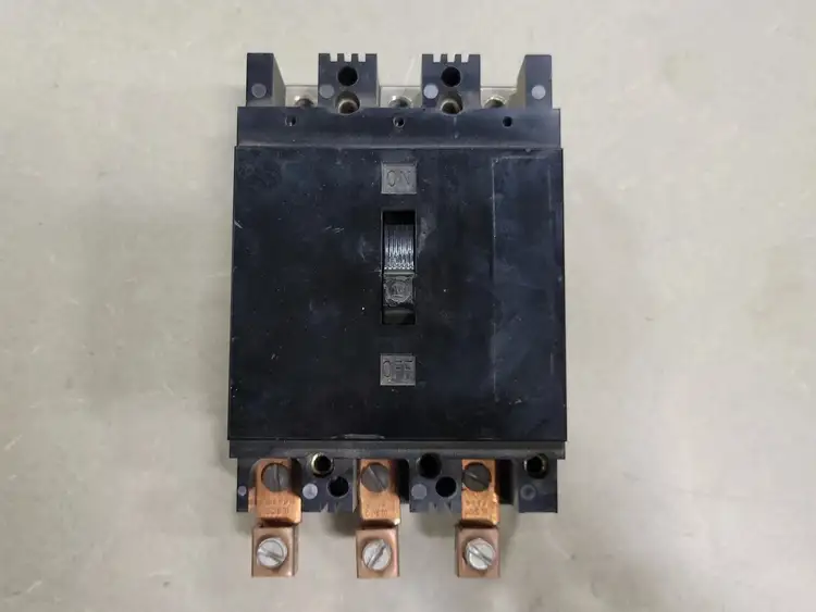 Used WESTINGHOUSE EA3070 Switchgears British Columbia CA | Lenmark #242250