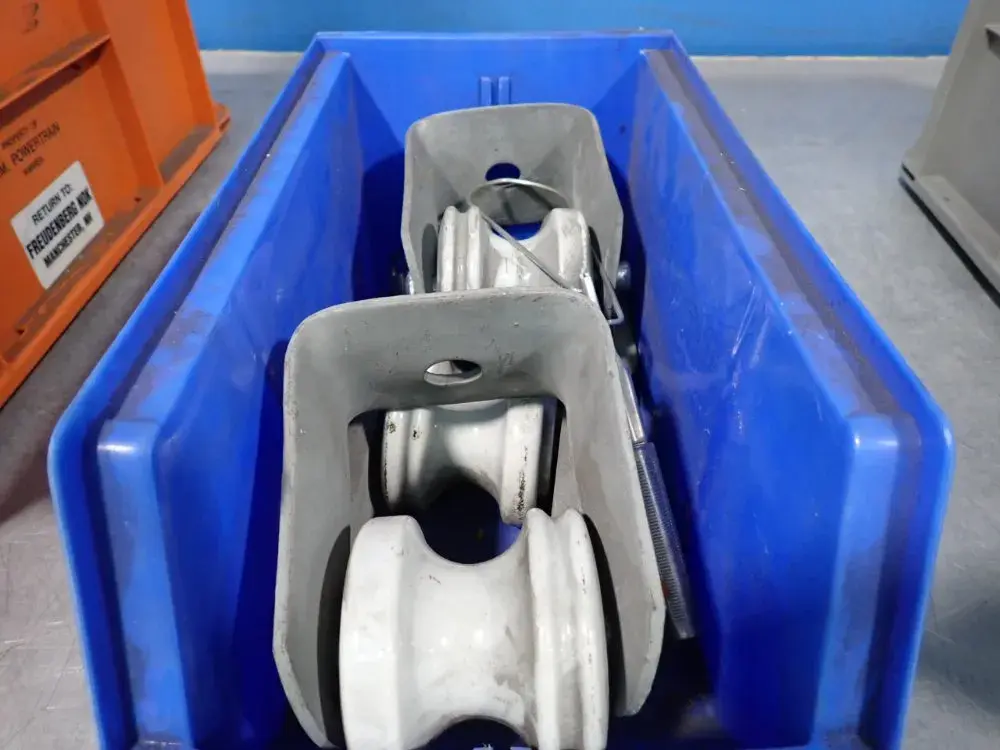 Insulator Clevis