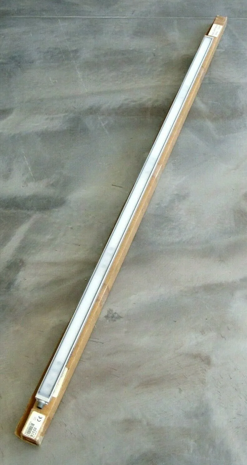 NEW BANNER 93132 WORK LIGHT STRIP WLS28-2XR1130DSQ