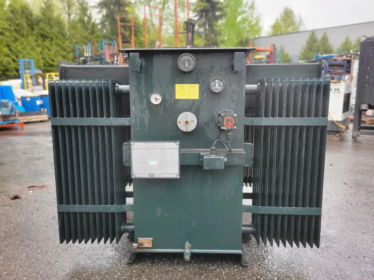 750 kVA Oil-Filled ONAN Transformer 12470 Delta Pri. Volts, 208Y/120 Sec. Volts