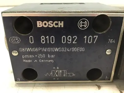 USED BOSCH 0 810 092 107